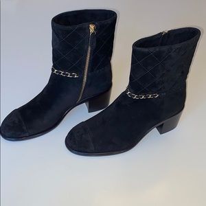 🔥SALE🔥 CHANEL BOOTS AUTHENTIC